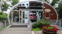 dresdner-parkeisenbahn1.jpg